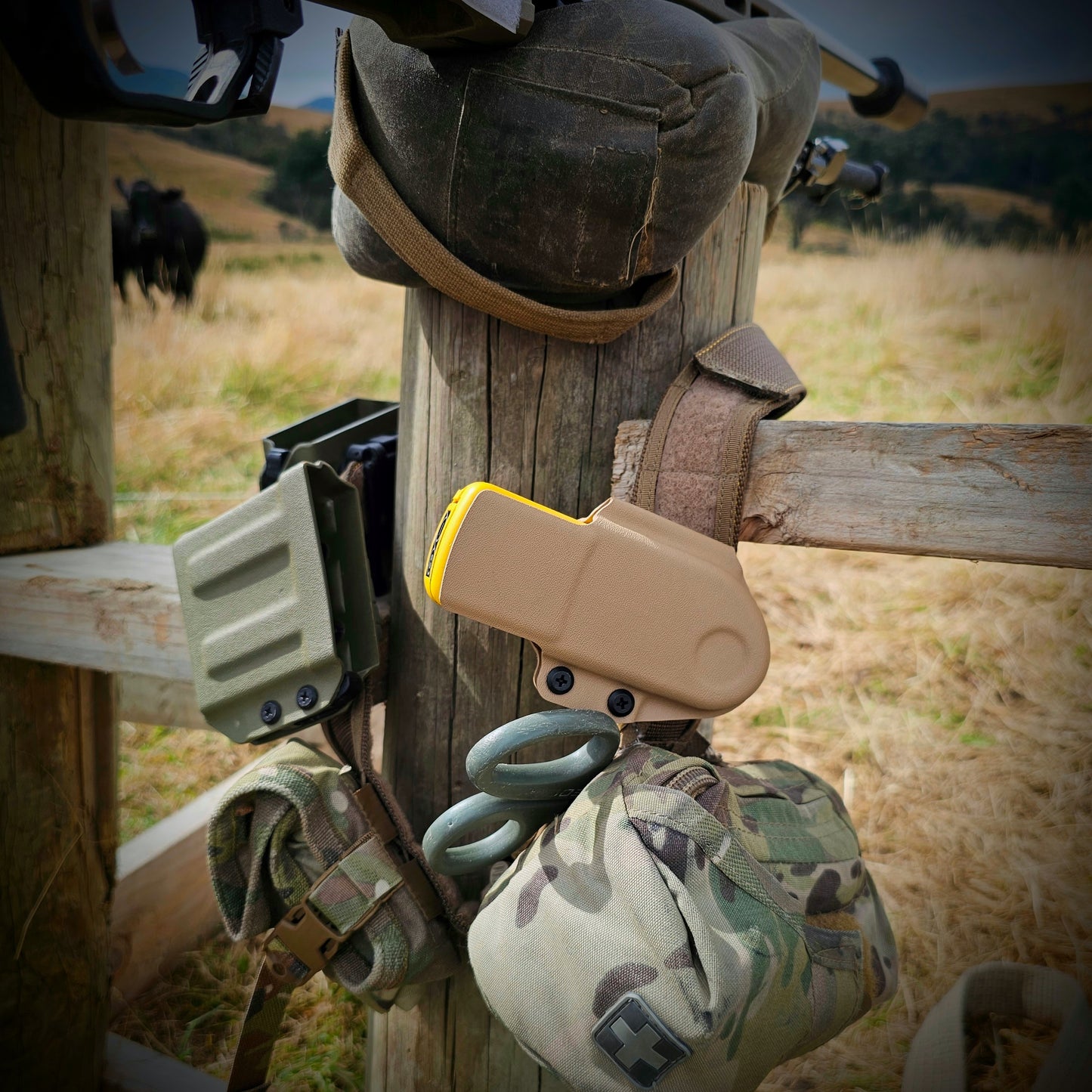 AICS Mag Carrier